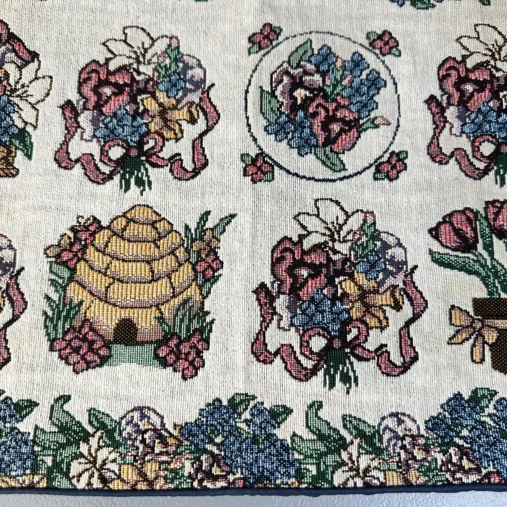 Spring Floral Table Runner‎ Woven Tapestry Bee Rabbit Daffodil Decor